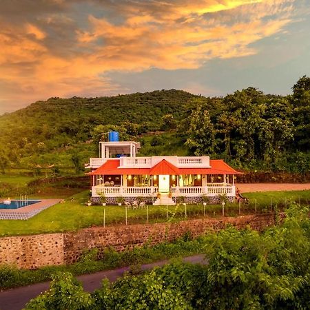 Spicy Mango Ocean Paradise - Luxurious Sea View Villa In Alibaug Christpada Exteriér fotografie