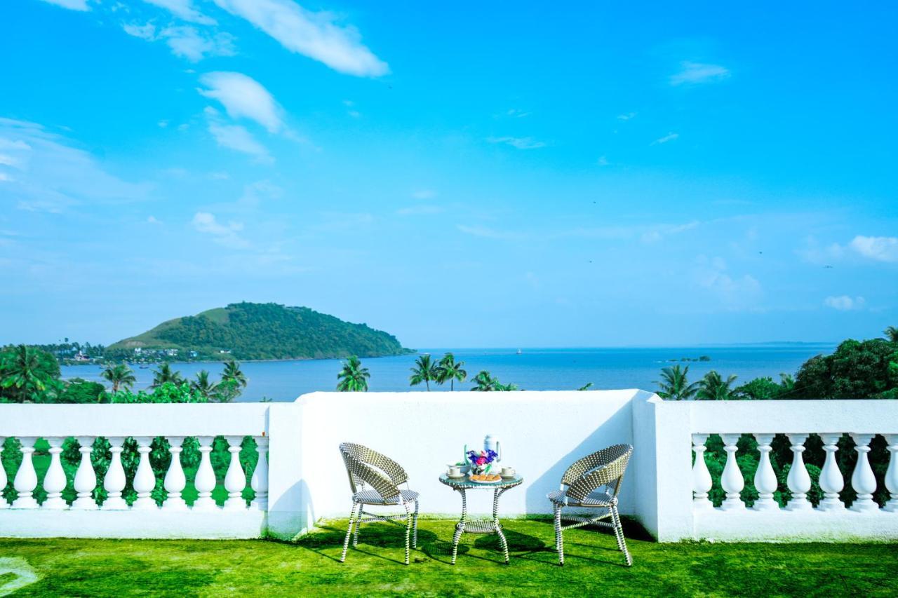 Spicy Mango Ocean Paradise - Luxurious Sea View Villa In Alibaug Christpada Exteriér fotografie