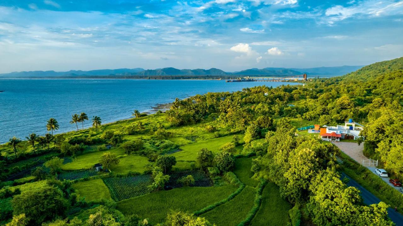 Spicy Mango Ocean Paradise - Luxurious Sea View Villa In Alibaug Christpada Exteriér fotografie